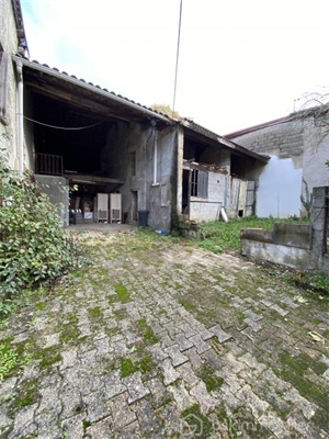 grange à la vente -   01800  VILLIEU LOYES MOLLON, surface 350 m2 vente grange - UBI461689163